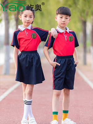 校服設(shè)計是否要考慮防水因素？
